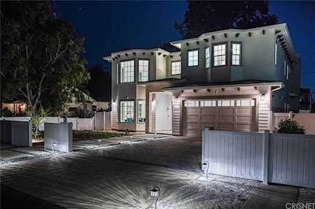 12415 Landale Street Studio City, CA 91604