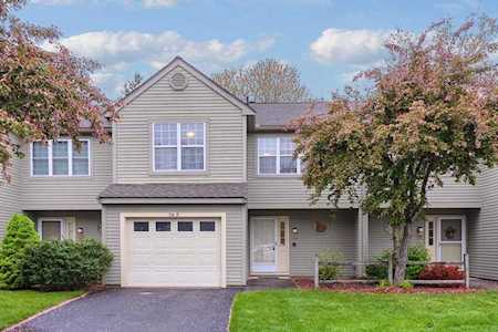 706 Ridgefield Cir #B Clinton, MA 01510