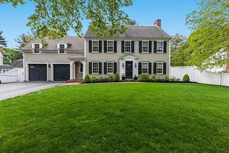 50 Garrison Rd Hingham, MA 02043