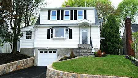 134 Florence Road Waltham, MA 02453