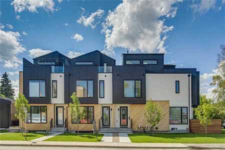 4907 16 Street SW Calgary, AB T2T 2S9