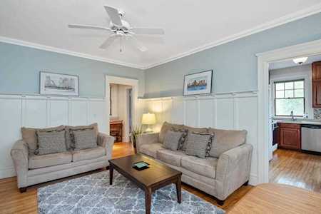 169 Washington St #9 Newton, MA 02458