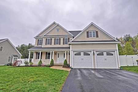 21 Brandywine Rd Franklin, MA 02038
