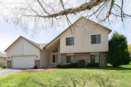 10815 46th Place N Plymouth, MN 55442