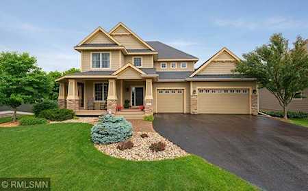 1711 Deephaven Drive Woodbury, MN 55129