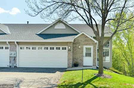1322 Conservatory Court Saint Paul, MN 55117