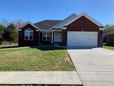 367 Meadowcrest Dr Mt Washington, KY 40047