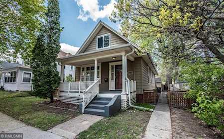 1025 Victoria Street N Saint Paul, MN 55103