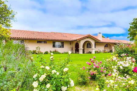 30460 Calle La Reina Bonsall, CA 92003