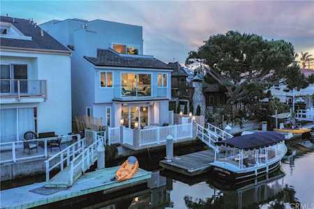 16846 Bayview Drive Sunset Beach, CA 92649