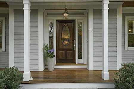 18 Woodcliffe Rd Lexington, MA 02421