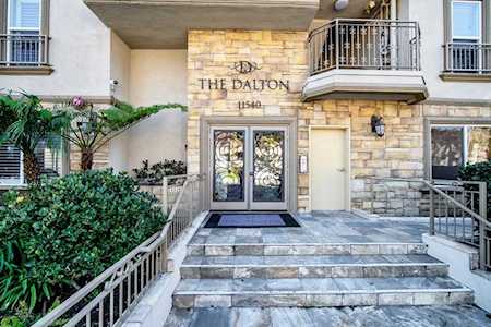 11540 Moorpark Street #101 Studio City, CA 91602