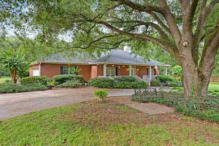 8226 Laurel Kay Lane Tallahassee, FL 32317