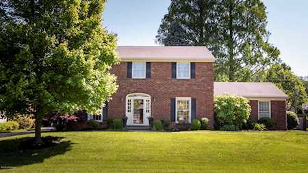 3615 Fallen Timber Dr Louisville, KY 40241