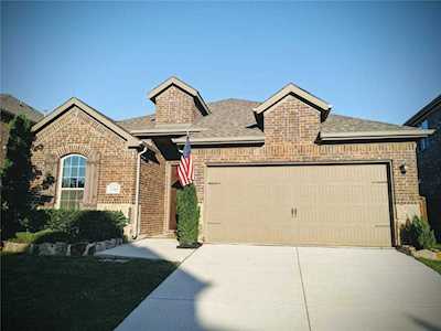 1395 Sandhurst Drive Roanoke, TX 76262