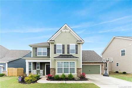 9616 Rayneridge Dr Huntersville, NC 28078