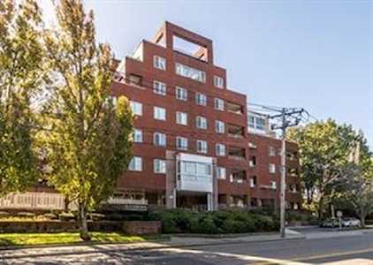 50 Watertown St #113 Watertown, MA 02472