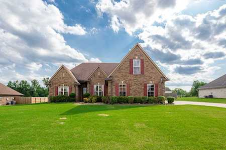 345 Black Ankle Dr Oakland, TN 38060