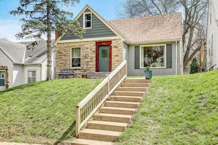 2819 18th Avenue N Minneapolis, MN 55411