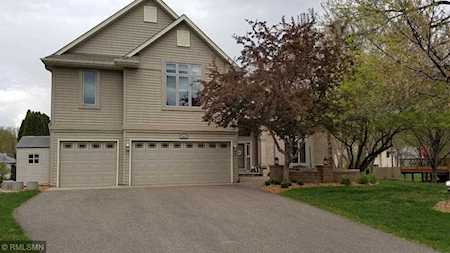 2279 Snowshoe Lane E Maplewood, MN 55119
