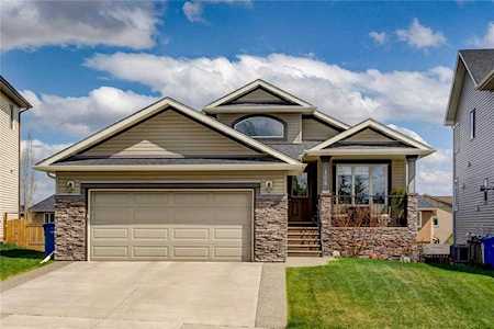 108 Aspenmere Close Chestermere, AB T1X 0C3