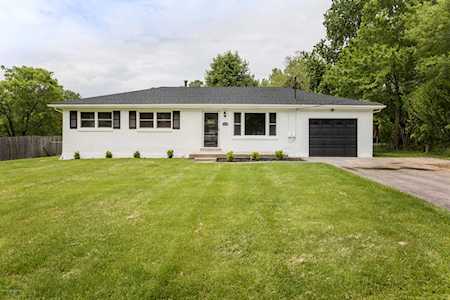 6523 Crossbrooks Dr Pewee Valley, KY 40056