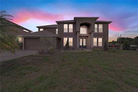 2395 Riverdale Court Oviedo, FL 32765