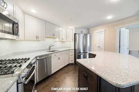11 Cushing Place #207 Chelmsford, MA 01824