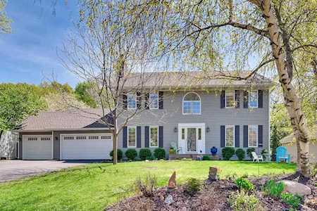 4810 Juneau Lane N Plymouth, MN 55446