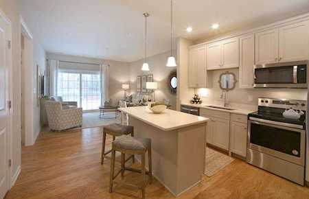 1211 Pennington Drive #211 Walpole, MA 02081