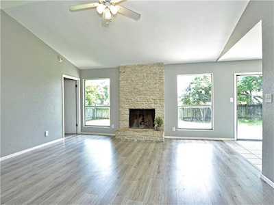 309 Hickok Ct Austin, TX 78753