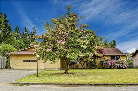 315 White Pine Dr Bremerton, WA 98310