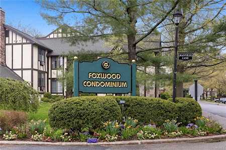 16 Manville Ln #5 Mount Pleasant, NY 10570