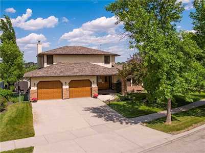 175 Sun Valley Drive SE Calgary, AB T2X 2G9