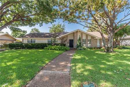 4838 Thunder Road Dallas, TX 75244