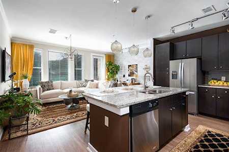 1900 Barton Springs Rd #1042 Austin, TX 78704