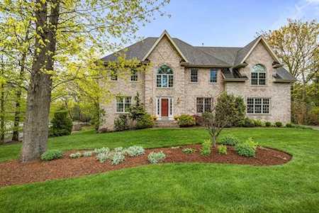 18 Birch Lane Shrewsbury, MA 01545