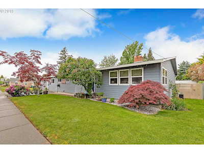 811 SE 5th St Gresham, OR 97080