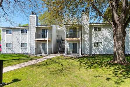 1728 Pleasant Street #G Lauderdale, MN 55113