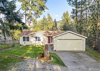 408 Kingsway W Bremerton, WA 98312