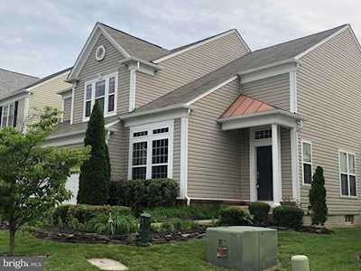 5307 Sammie Kay Ln Centreville, VA 20120