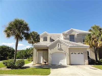 7700 Carriage Homes Drive #2 Orlando, FL 32819