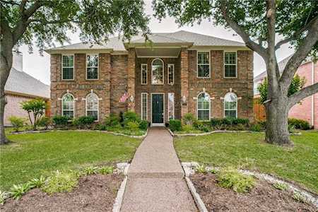 3204 Chippenham Drive Plano, TX 75093