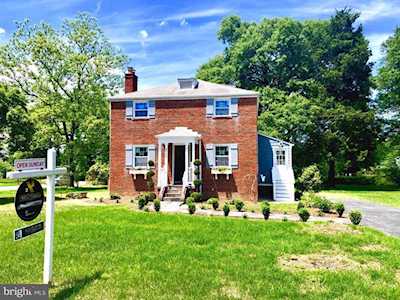 5469 Dawes Ave Alexandria, VA 22311