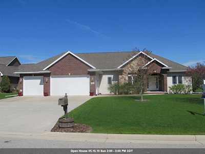 W5056 Cherrywood Dr Sherwood, WI 54169