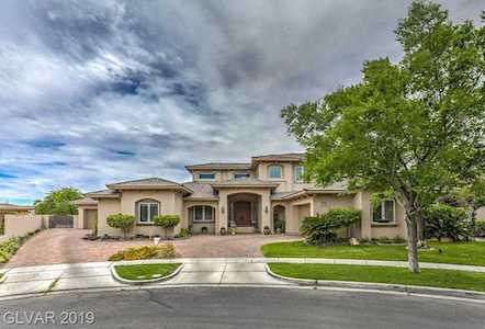 9305 Canyon Classic Dr Las Vegas, NV 89144