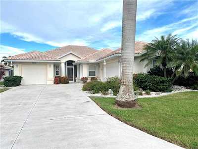 7036 S Lake Drive Englewood, FL 34224
