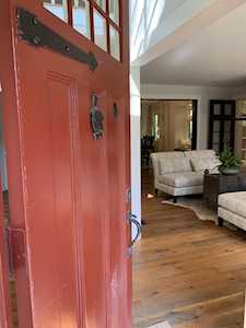 35 Bradford Rd Wellesley, MA 02481