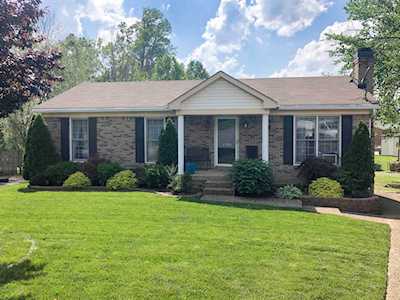 6700 Kings Falls Ct Louisville, KY 40229