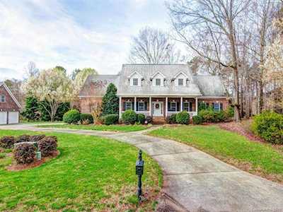 8009 Lake Providence Dr Weddington, NC 28104